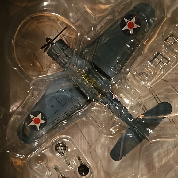 Douglas SBD-3 Dauntless - Picture 2 of 2